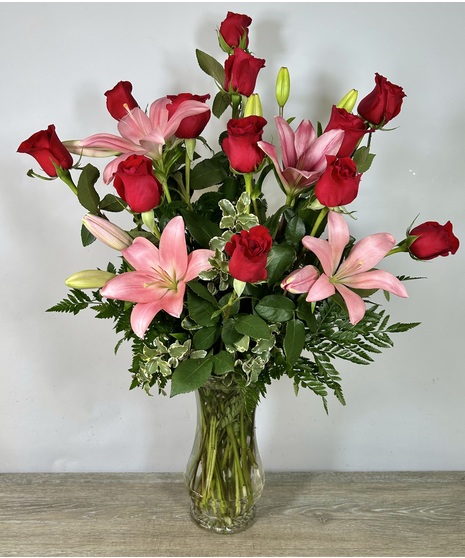 George's Dozen Premium Roses and Lilies